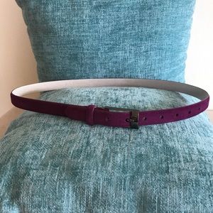 White House Black Market 💜💞 maroon belt